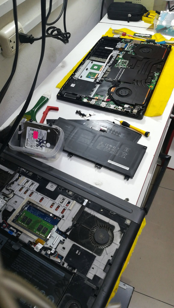 Mantenimiento y Reparación de Laptops/PCs proceso 2